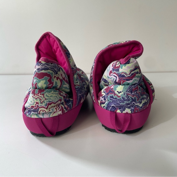 The North Face Kids' Fuchsia Patterned ThermoBall Traction Booties Slippers US 3 - Picture 3 of 6